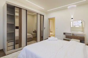 Room - ELITE Premium 6BR Mansion at Royal City (Giza Governorate)