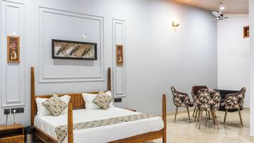 Luxury Room, Pool View | Free WiFi