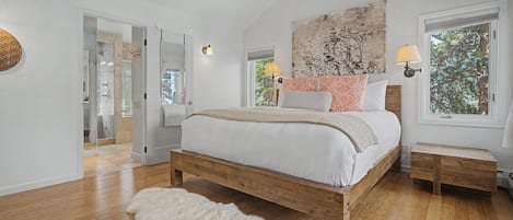 Desk, iron/ironing board, travel crib, WiFi