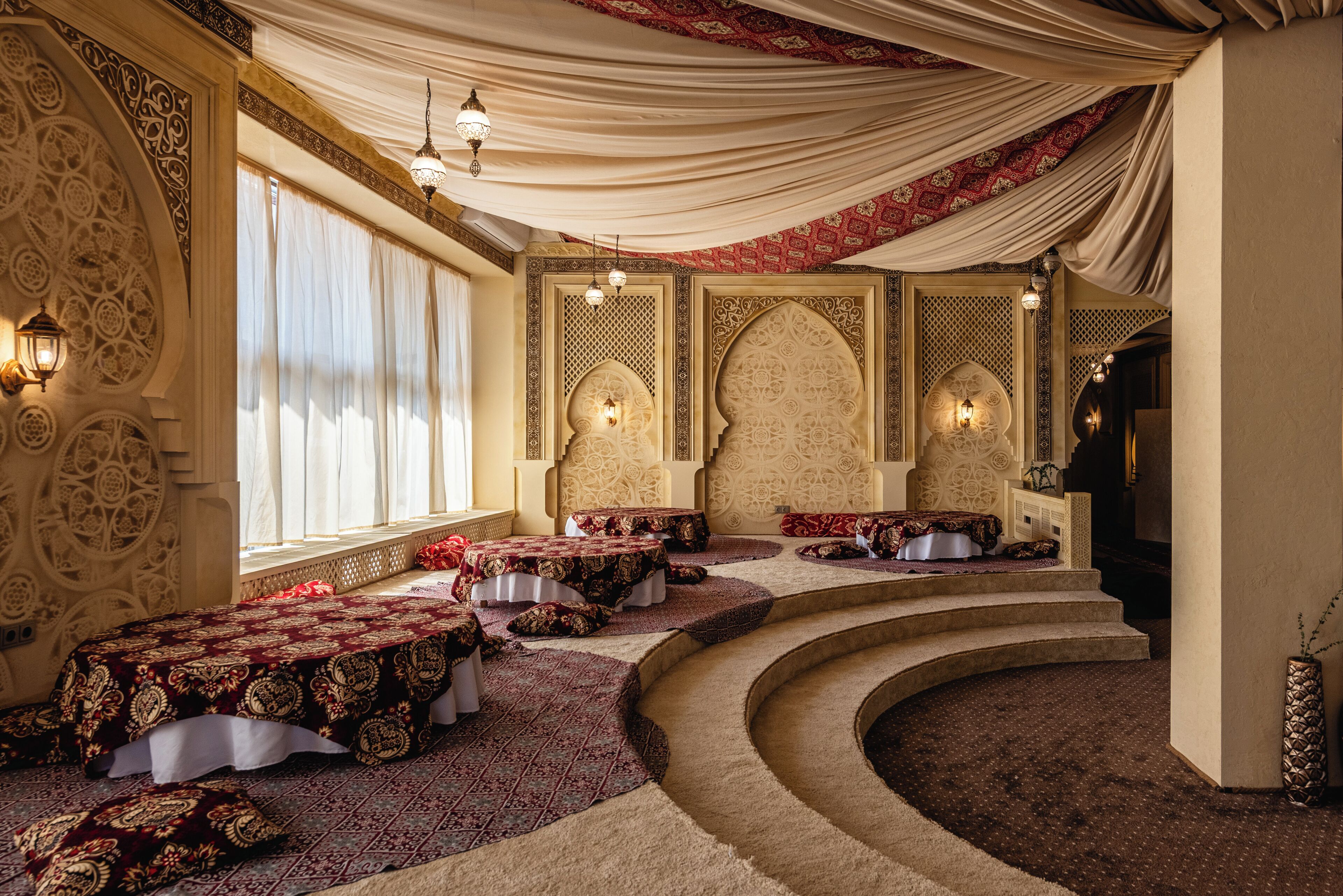 قاعة الولائم والاحتفالات