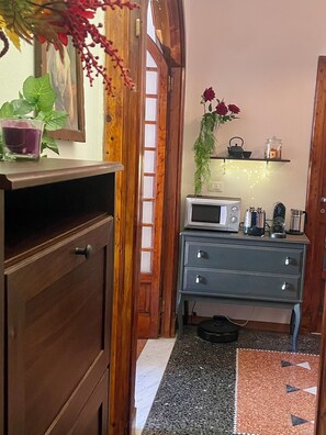 Interior - Stylish Big House with Easy Parking (Genova)