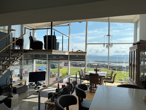 Luxury Seaside 3-bed BUNGALOW LITERALLY on GALWAY BAY. Perfect RYDER Cup Base.