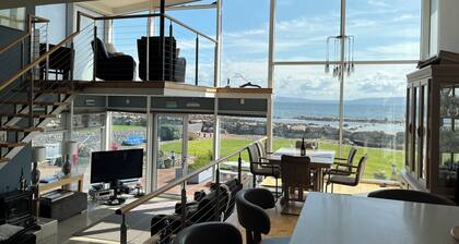 Luxury Seaside 3-bed BUNGALOW LITERALLY on GALWAY BAY. Perfect RYDER Cup Base.