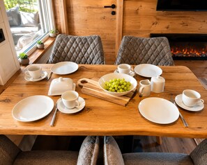 Dining - Forest Lodge Quiet Modern New close to the Rakotzbrücke and Kromlauer Park (Kromlau)