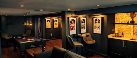 Game room