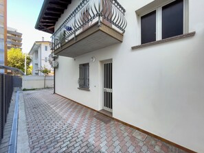 Apartment, 1 Schlafzimmer, Balkon, Stadtblick | Außendetails
