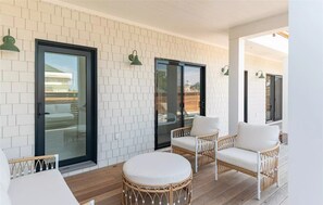 Terrace/patio - Ocean Beach, Beautiful & New, Covered Deck, Great Bay Views, Pool, Outdoor Grill (Ocean Beach)