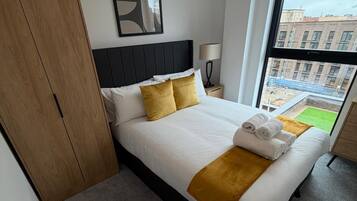 Deluxe Apartment, Balcony, City View