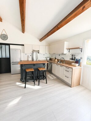 Private kitchen - Charming house, panoramic sea view (Coti-Chiavari)