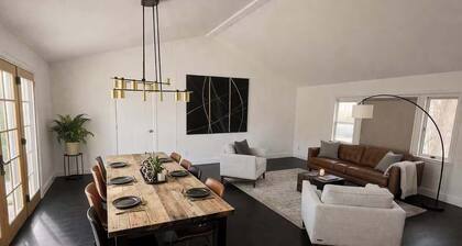 Charming 2-bedroom house with AC in perfect Fort Collins