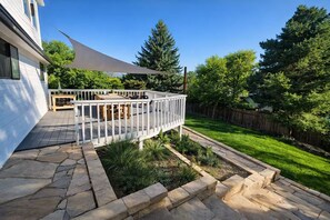 Terrace/patio - Charming 2-bedroom house with AC in perfect Fort Collins (Fort Collins)