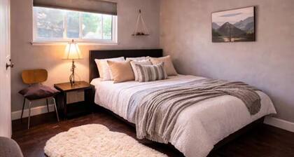 Charming 2-bedroom house with AC in perfect Fort Collins
