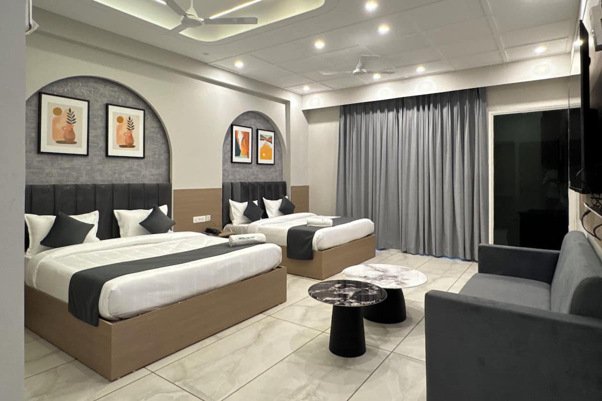 Family Quadruple Room, City View