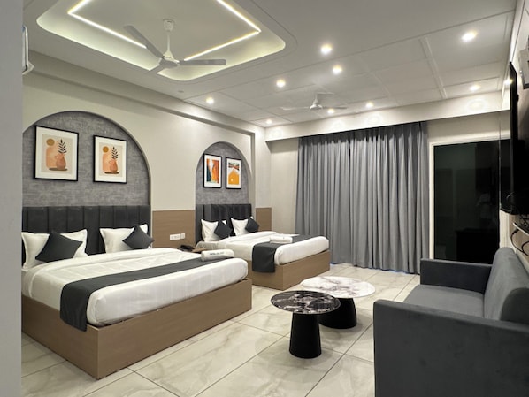 Family Quadruple Room, City View