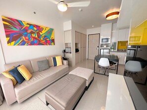Living area - Cassia 2 BR water (Choeng Thale)