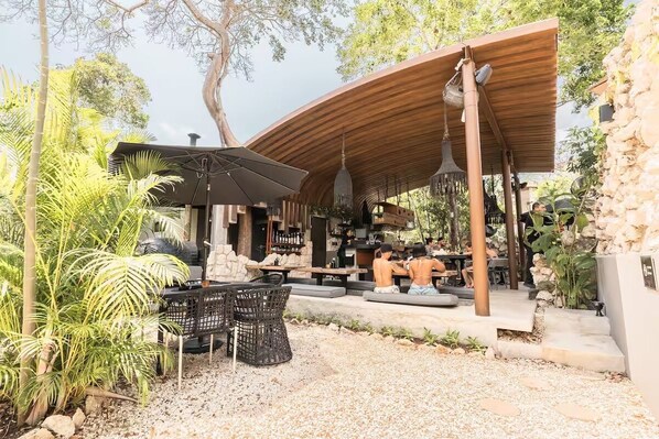 Outdoor dining - Siwa Tulum 2BR Luxury Condo with Private Pool + Rooftop (Tulum)