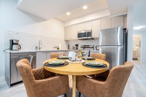 Fridge, microwave, oven, stovetop - Modern Boho Suite | Private Entry | 2 Queens (Edmonton)