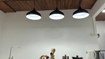 Comfort Apartment, Balcony, Garden View | Private kitchen