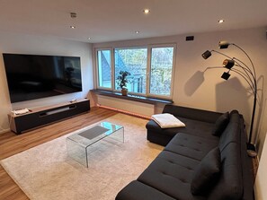 Living area - FeWo Wesel 550 - Vacation on the Rhine near Loreley | Enjoy wine & nature (Oberwesel)