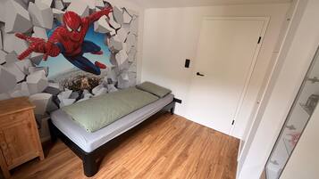 2 Schlafzimmer, Bügeleisen/Bügelbrett, WLAN, Bettwäsche