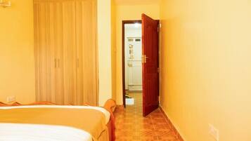 Appartement, balcon, vue ville