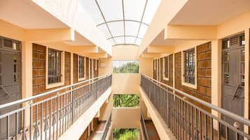 Lejlighed - balkon - byudsigt | Overnatningsstedets område