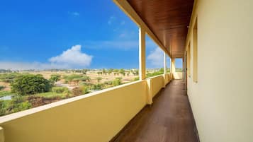 House | Balcony