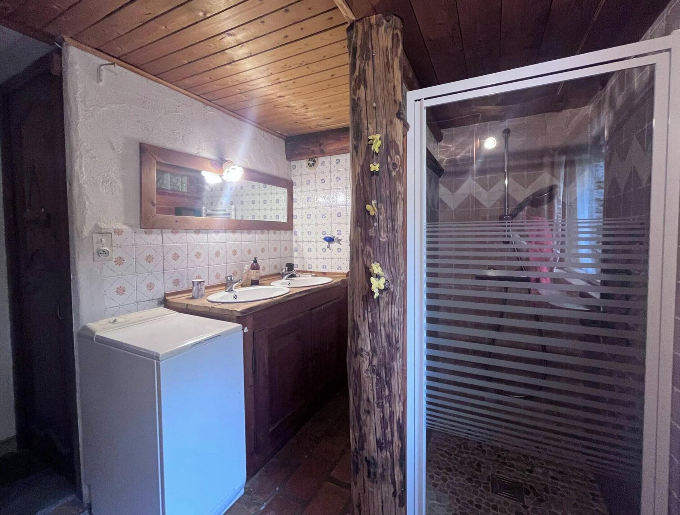Douche, séchoir à cheveux