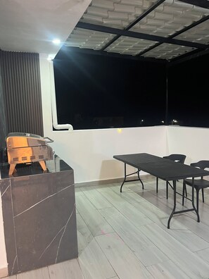 Suite Comfort, vista oceano | Ristorazione all'aperto