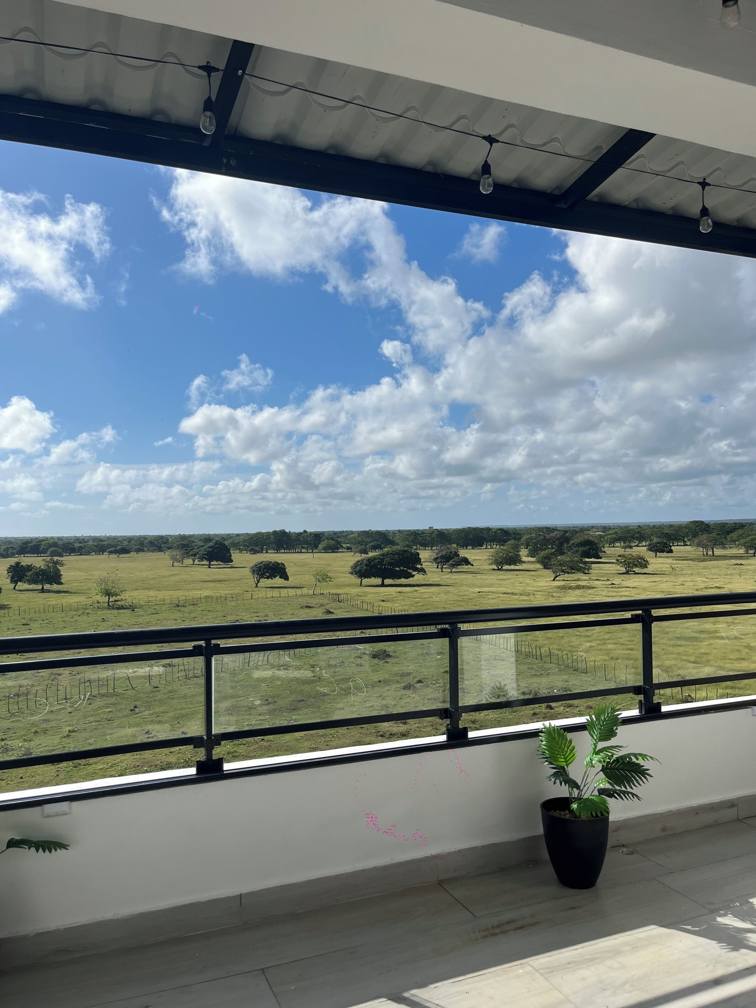 Comfort Suite, Ocean View | Property grounds