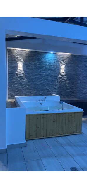 Comfort Suite, Ocean View | Spa