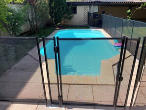 Pool - Large house with pool and garden in Lyon for 10 people. Ideal for families (Lyon)
