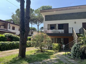 Apartment, 2 Bedrooms, Balcony, Garden View | Exterior - Relaxing Stay With Garden (Lignano Sabbiadoro)