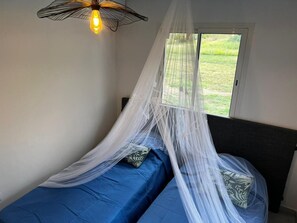 4 bedrooms, iron/ironing board, Internet, bed sheets - VILLA BELLOC 8 Prs, fiber, nature (Saint-François)
