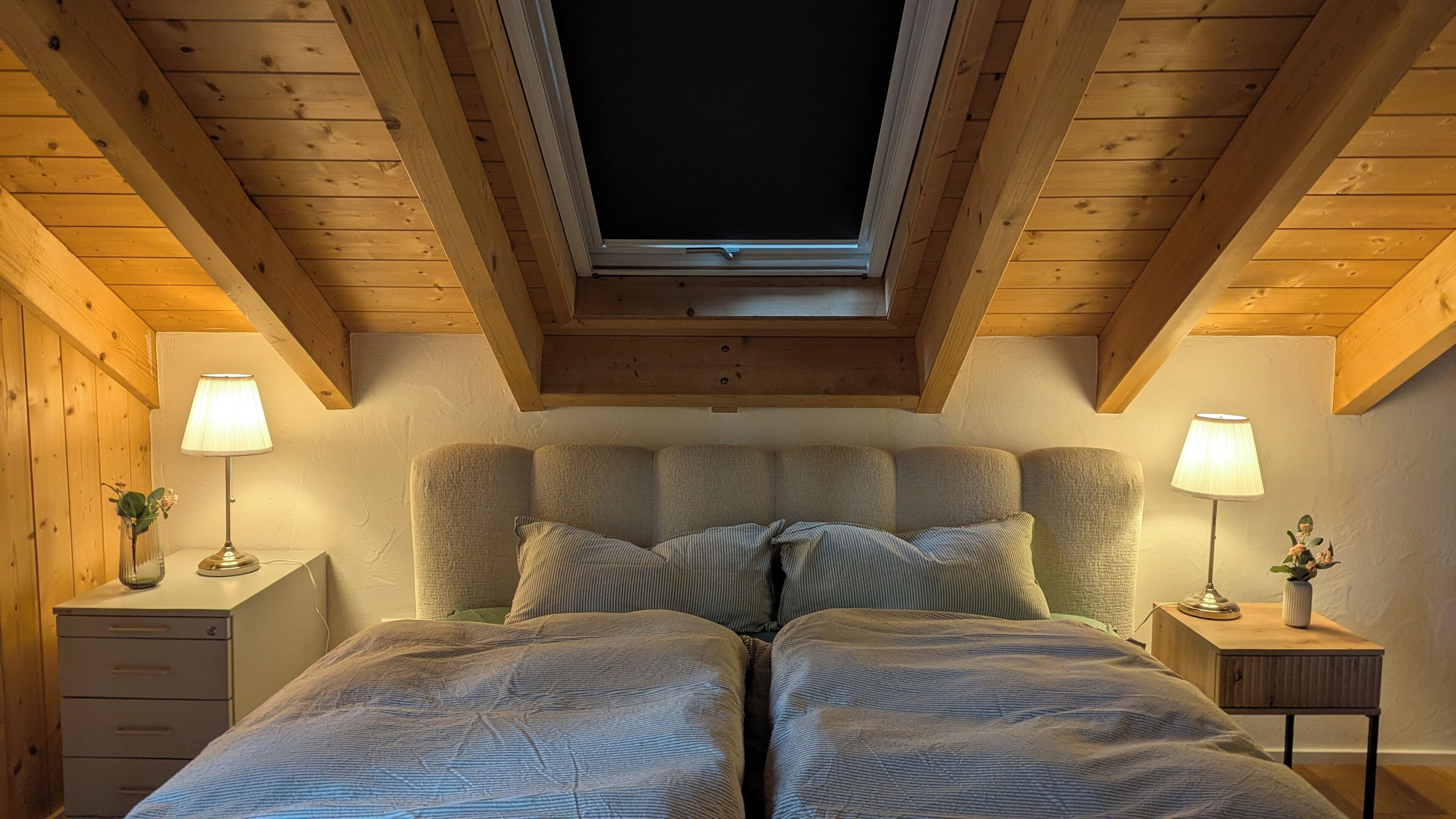 2 bedrooms, desk, free WiFi, bed sheets