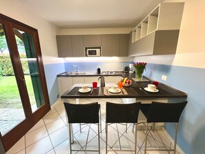 Villa, 3 Bedrooms, Balcony, Garden View | Interior - Lignano Villa With Pool (Lignano Sabbiadoro)