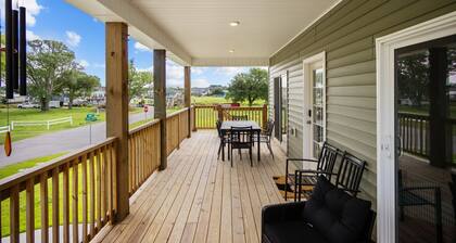 Boater's Cove, 3BR/2BA, Neighborhood Boat Ramp