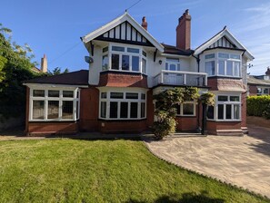 House, 5 Bedrooms, Patio, Garden View | Exterior - Allenbrook Holiday Rental (Colwyn Bay)