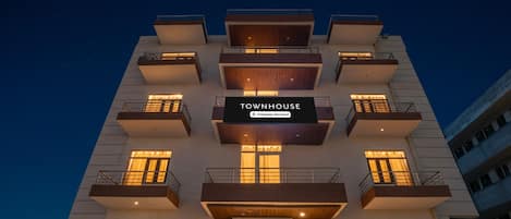House | Exterior