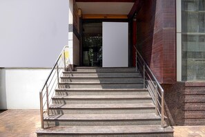 Rumah | Resepsionis