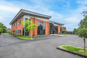 Exterior - Marvelous 2-bedroom apartment in charming Birmingham city center (Birmingham)
