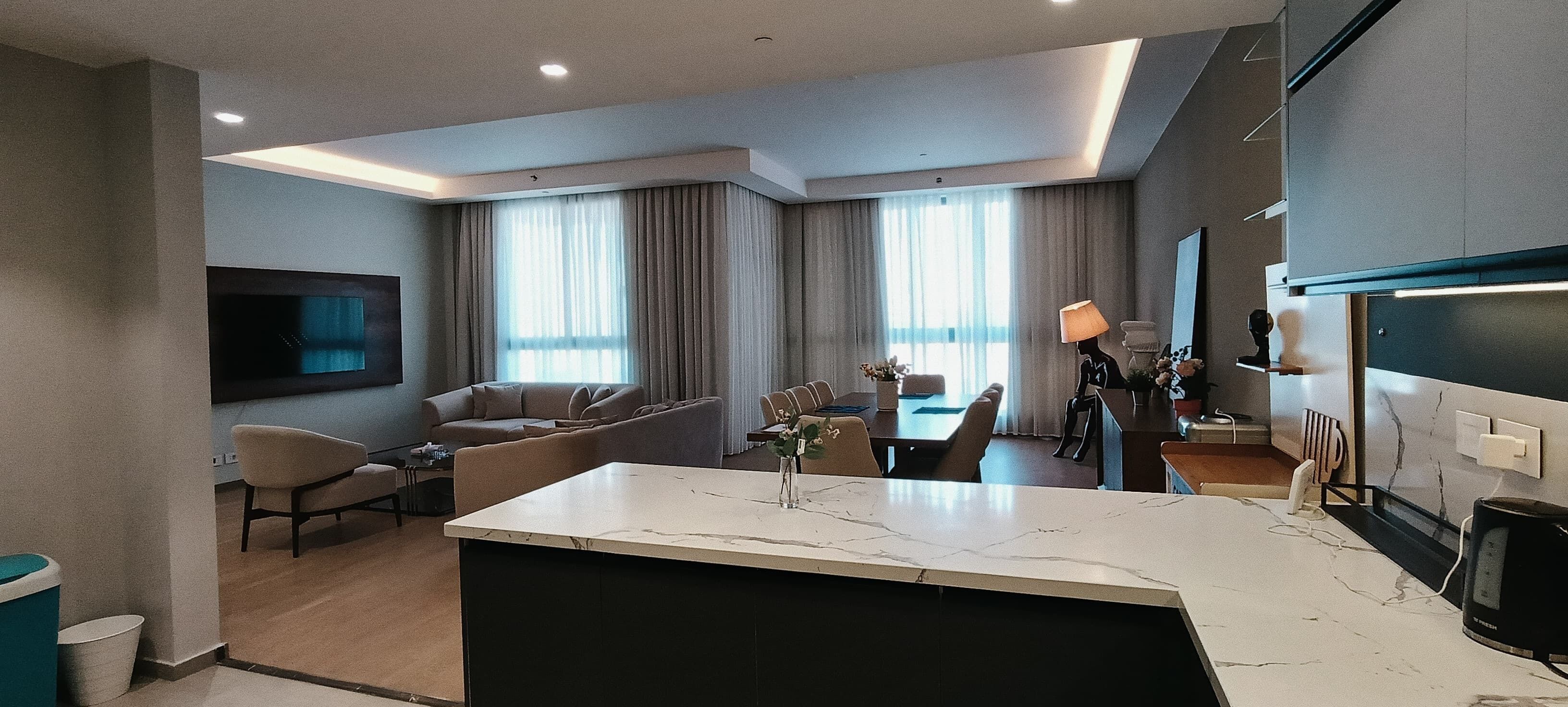 Comfort Apartment, City View | Interior