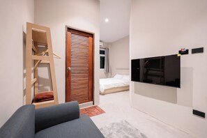 Deluxe Suite | Free WiFi, bed sheets - Kosin House (Bangkok)