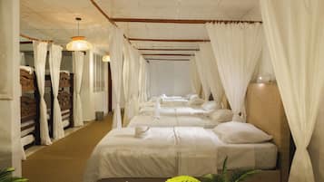 Comfort Shared Dormitory | Free WiFi