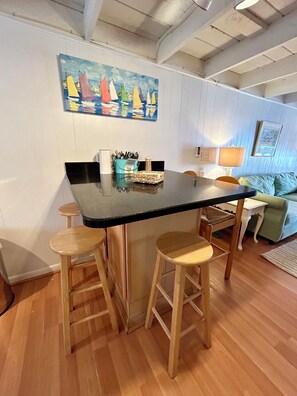 Interior - 2-bedroom, 1 full bath ocean block cottage in vibrant Dewey Beach. (Dewey Beach)