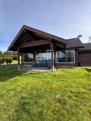 Exterior - Ocean View Retreat on 2 Private Acres in Port McNeill (Mount Waddington C)
