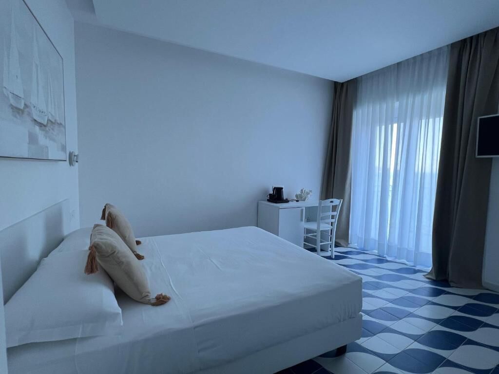 Deluxe-Zimmer, Meerblick | Zimmersafe, Verdunkelungsvorhänge, Bügeleisen/Bügelbrett
