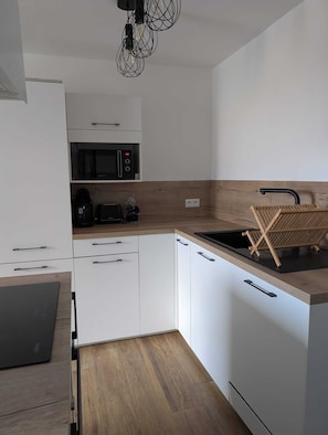 Private kitchen - Vrbo Property (Sotta)