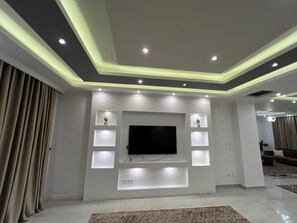 Classic Apartment, Balcony, City View | Interior - ELITE Comfort 3BR Apartment New Cairo (New Cairo)