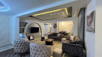 Classic-Apartment, Balkon, Stadtblick | Innenbereich